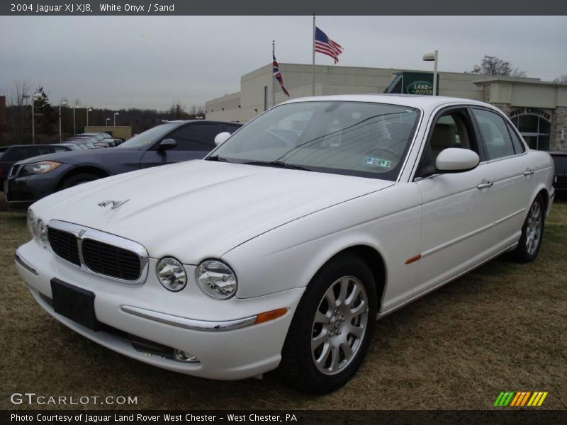 White Onyx / Sand 2004 Jaguar XJ XJ8