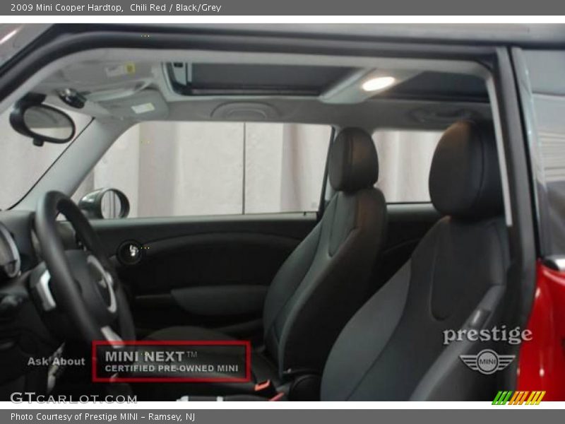 Chili Red / Black/Grey 2009 Mini Cooper Hardtop