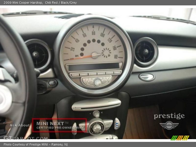Chili Red / Black/Grey 2009 Mini Cooper Hardtop