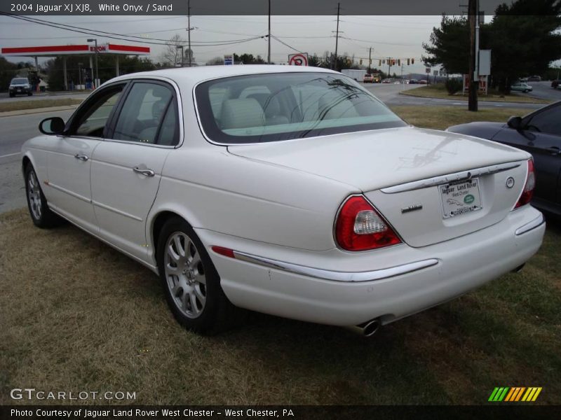 White Onyx / Sand 2004 Jaguar XJ XJ8