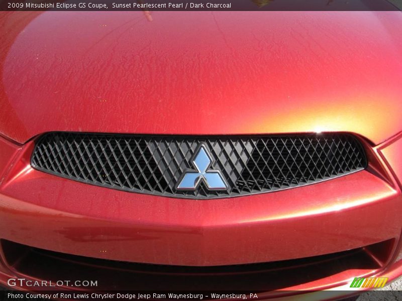 Sunset Pearlescent Pearl / Dark Charcoal 2009 Mitsubishi Eclipse GS Coupe