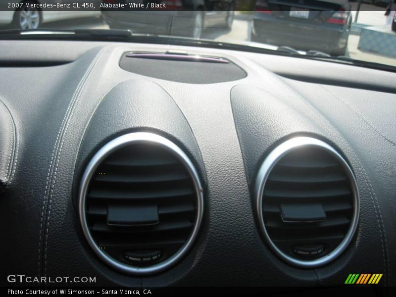 Alabaster White / Black 2007 Mercedes-Benz GL 450