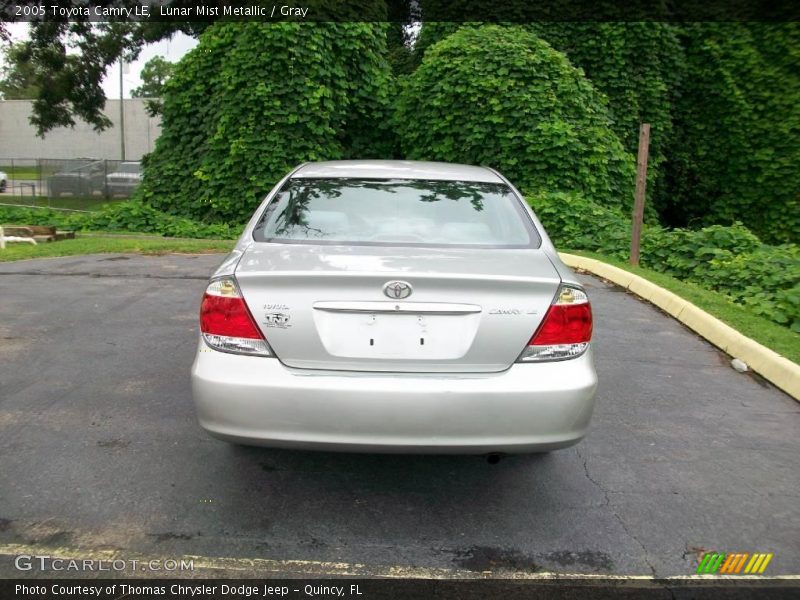 Lunar Mist Metallic / Gray 2005 Toyota Camry LE