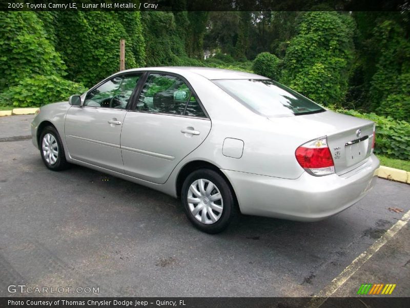 Lunar Mist Metallic / Gray 2005 Toyota Camry LE