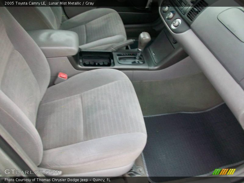 Lunar Mist Metallic / Gray 2005 Toyota Camry LE