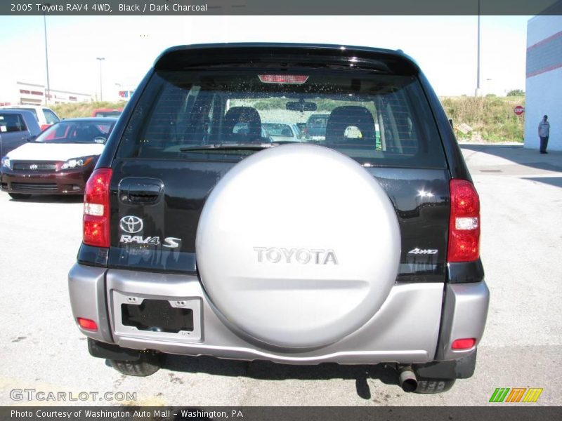 Black / Dark Charcoal 2005 Toyota RAV4 4WD