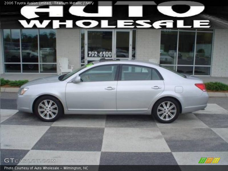 Titanium Metallic / Ivory 2006 Toyota Avalon Limited