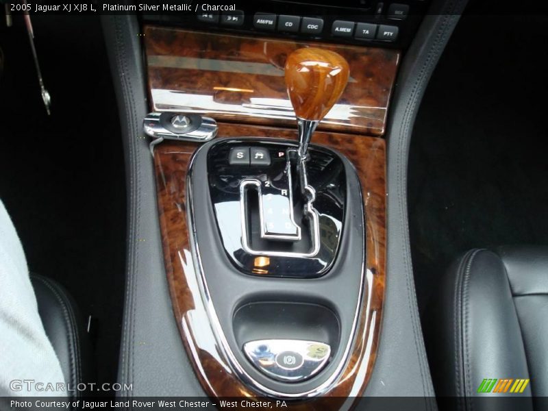 Platinum Silver Metallic / Charcoal 2005 Jaguar XJ XJ8 L