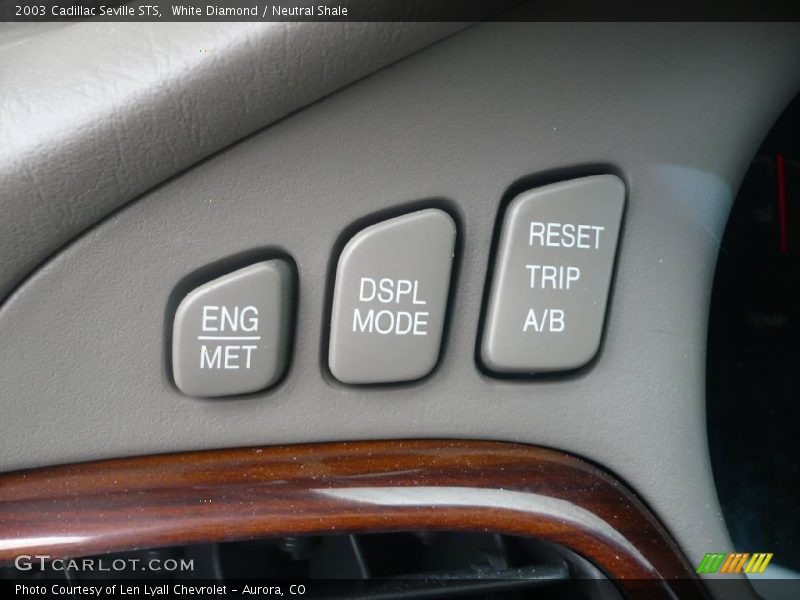 White Diamond / Neutral Shale 2003 Cadillac Seville STS