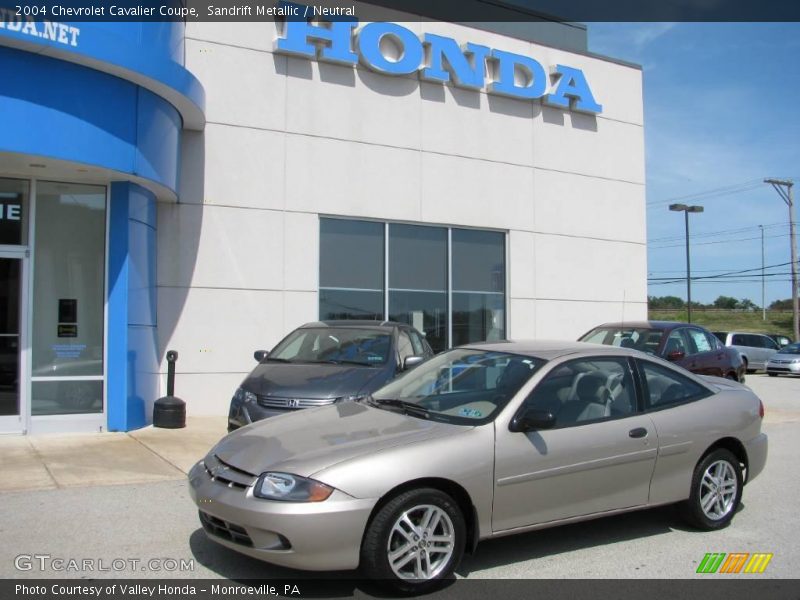 Sandrift Metallic / Neutral 2004 Chevrolet Cavalier Coupe