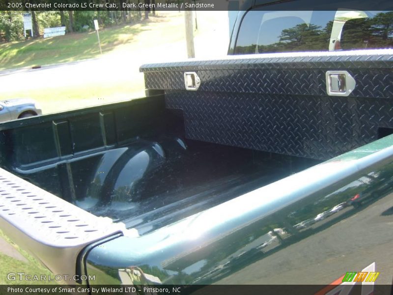 Dark Green Metallic / Sandstone 2005 Chevrolet Colorado LS Crew Cab