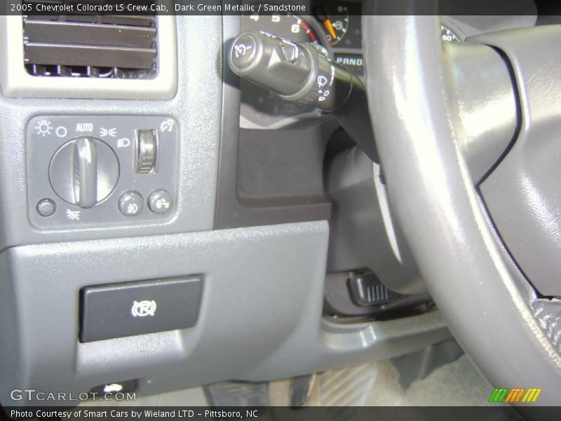 Dark Green Metallic / Sandstone 2005 Chevrolet Colorado LS Crew Cab