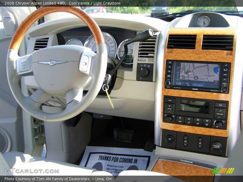 Cool Vanilla / Light Graystone 2008 Chrysler Aspen Limited 4WD