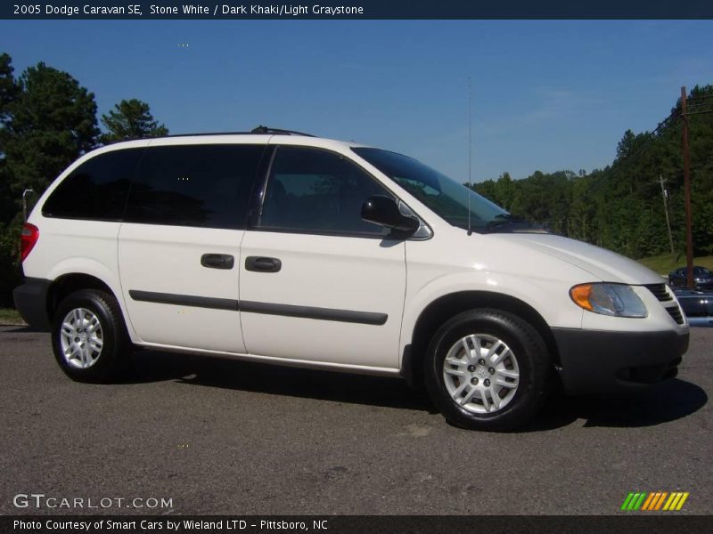 Stone White / Dark Khaki/Light Graystone 2005 Dodge Caravan SE