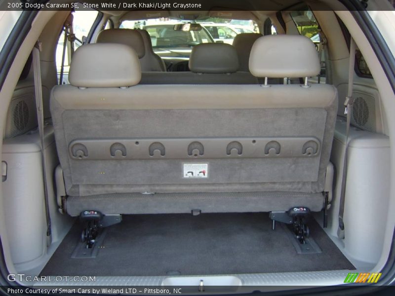 Stone White / Dark Khaki/Light Graystone 2005 Dodge Caravan SE