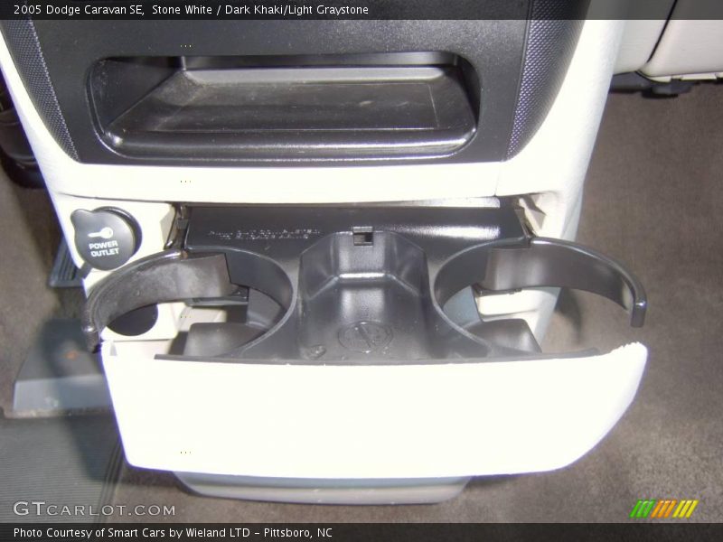 Stone White / Dark Khaki/Light Graystone 2005 Dodge Caravan SE
