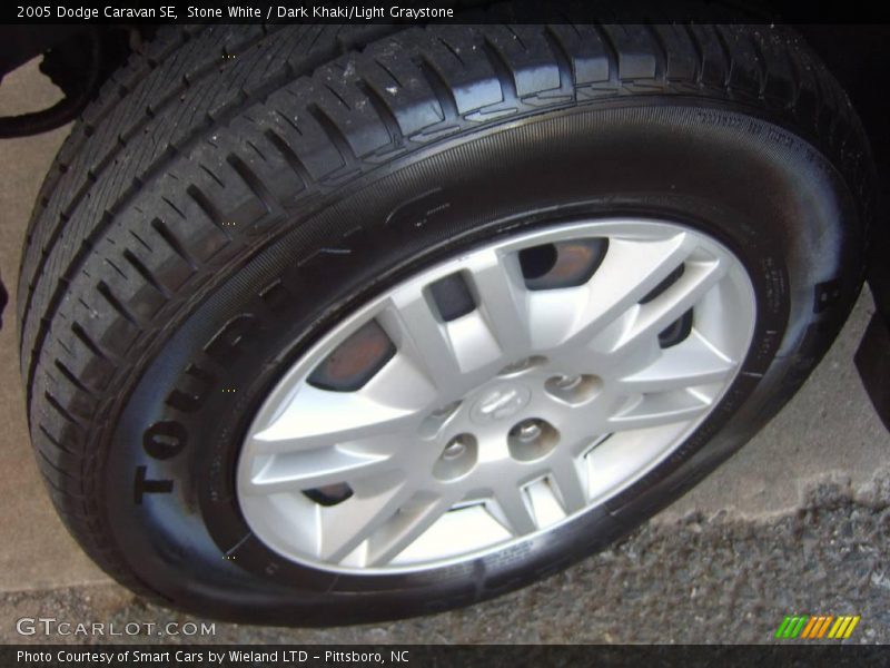 Stone White / Dark Khaki/Light Graystone 2005 Dodge Caravan SE