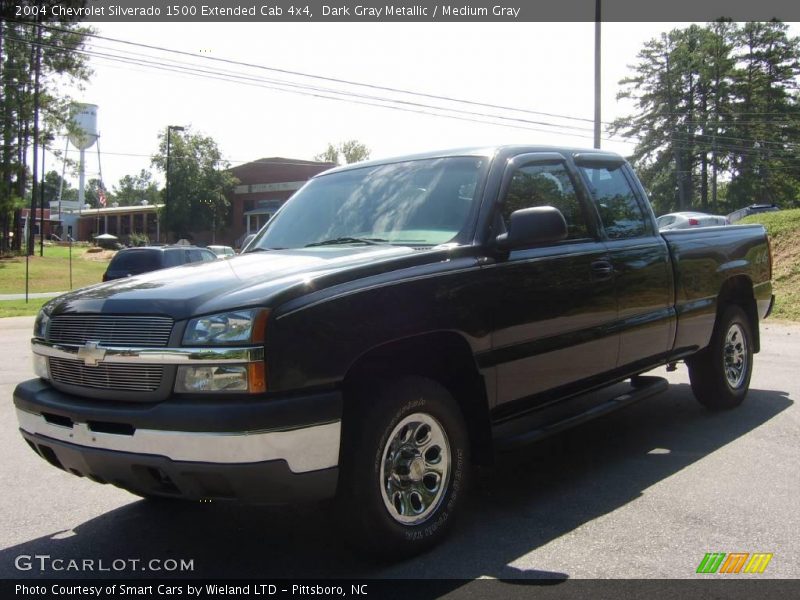 Dark Gray Metallic / Medium Gray 2004 Chevrolet Silverado 1500 Extended Cab 4x4