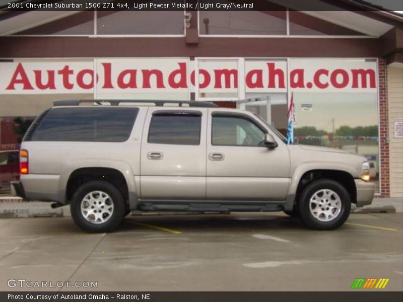 Light Pewter Metallic / Light Gray/Neutral 2001 Chevrolet Suburban 1500 Z71 4x4