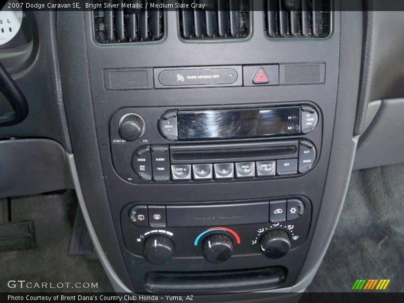 Bright Silver Metallic / Medium Slate Gray 2007 Dodge Caravan SE