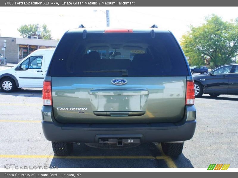 Estate Green Metallic / Medium Parchment 2005 Ford Expedition XLT 4x4