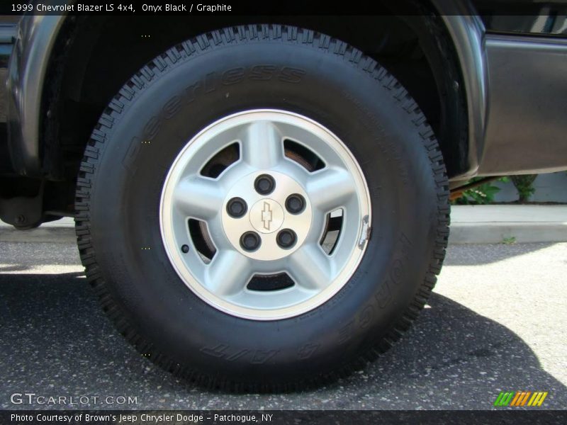 Onyx Black / Graphite 1999 Chevrolet Blazer LS 4x4