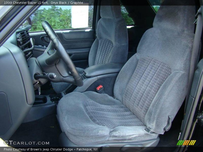 Onyx Black / Graphite 1999 Chevrolet Blazer LS 4x4