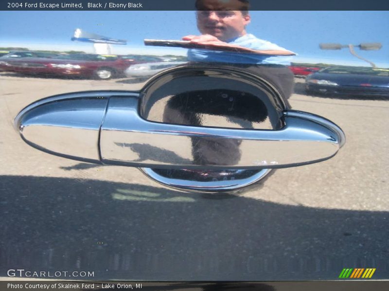 Black / Ebony Black 2004 Ford Escape Limited
