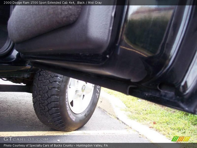 Black / Mist Gray 2000 Dodge Ram 1500 Sport Extended Cab 4x4