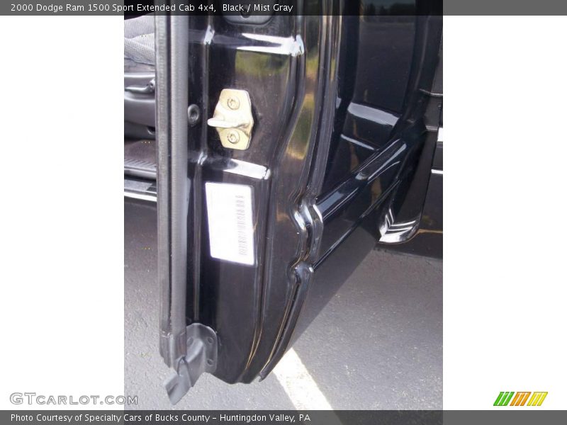 Black / Mist Gray 2000 Dodge Ram 1500 Sport Extended Cab 4x4