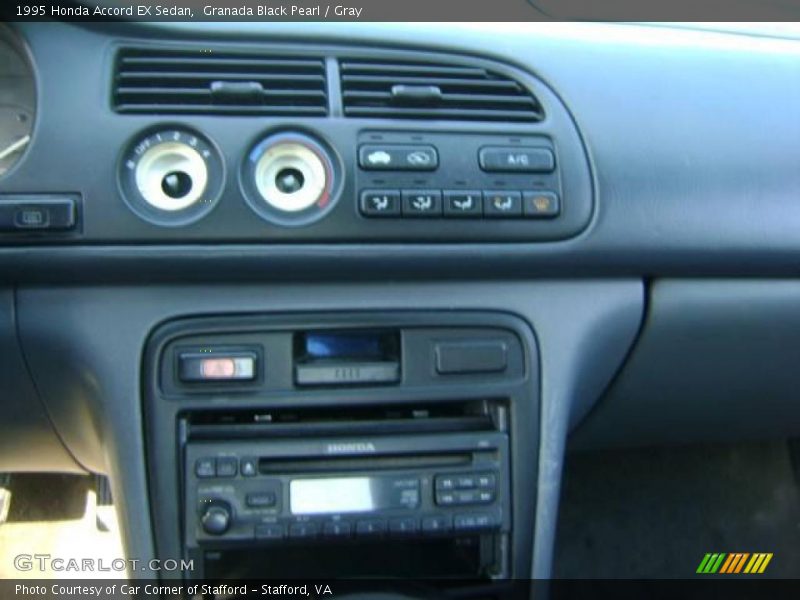 Granada Black Pearl / Gray 1995 Honda Accord EX Sedan