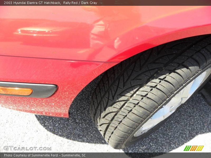 Rally Red / Dark Gray 2003 Hyundai Elantra GT Hatchback
