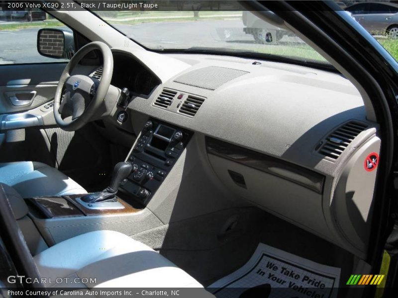 Black / Taupe/Light Taupe 2006 Volvo XC90 2.5T