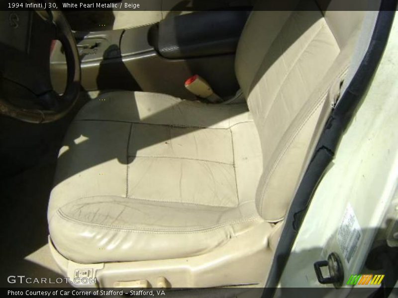 White Pearl Metallic / Beige 1994 Infiniti J 30