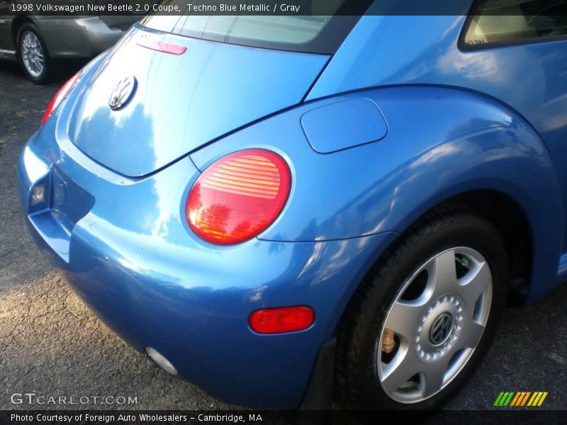 Techno Blue Metallic / Gray 1998 Volkswagen New Beetle 2.0 Coupe
