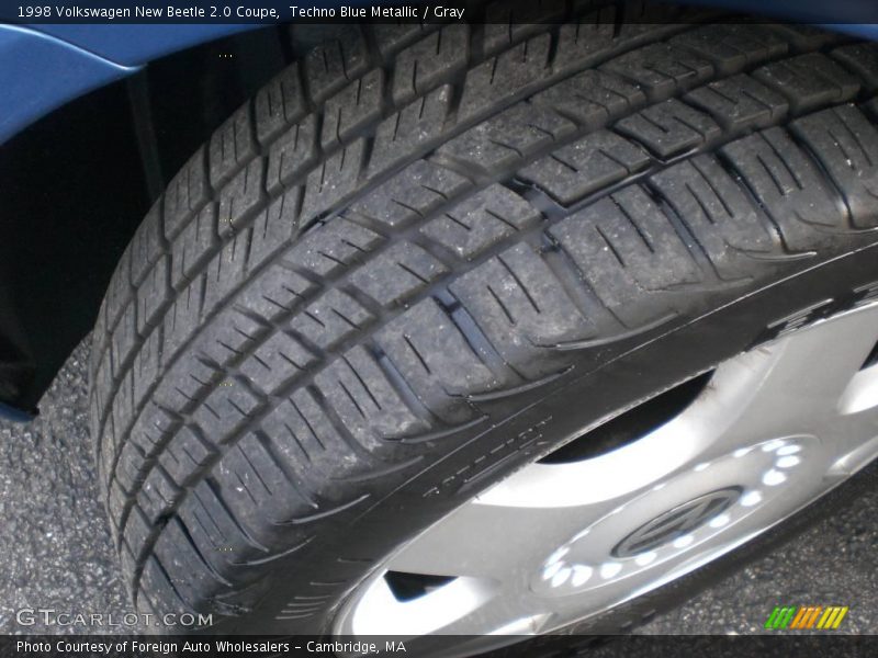 Techno Blue Metallic / Gray 1998 Volkswagen New Beetle 2.0 Coupe