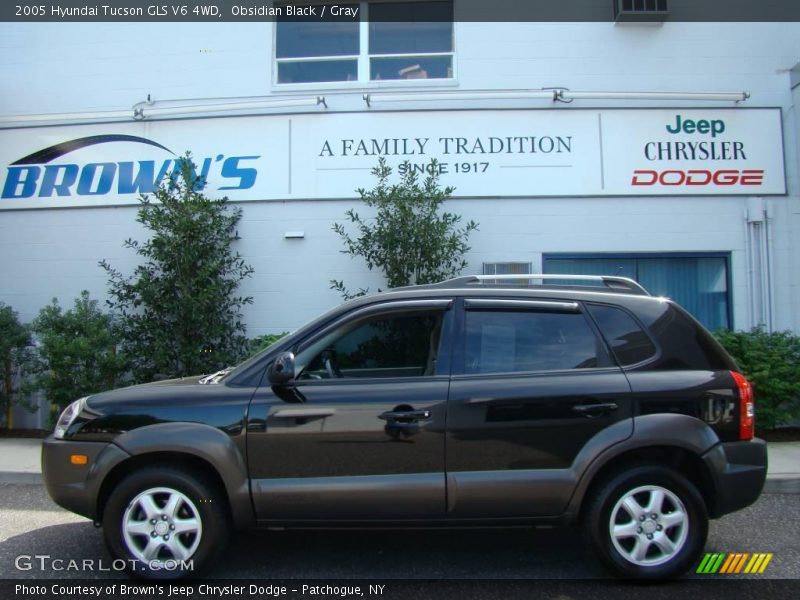 Obsidian Black / Gray 2005 Hyundai Tucson GLS V6 4WD