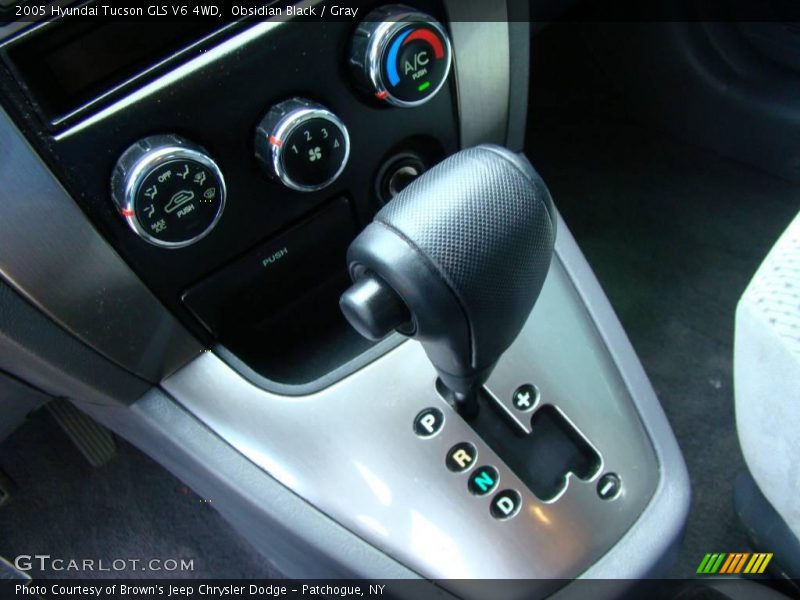 Obsidian Black / Gray 2005 Hyundai Tucson GLS V6 4WD