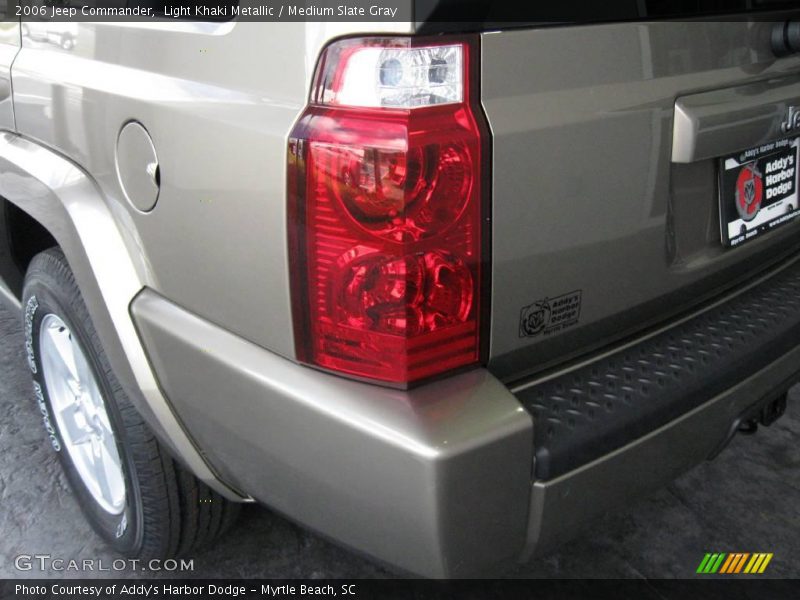 Light Khaki Metallic / Medium Slate Gray 2006 Jeep Commander