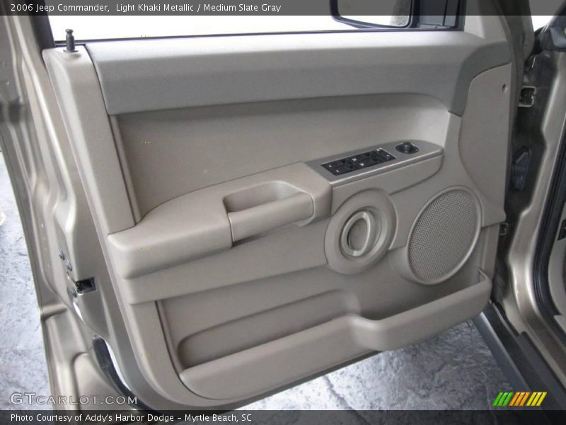 Light Khaki Metallic / Medium Slate Gray 2006 Jeep Commander