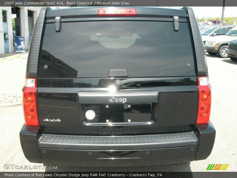 Black Clearcoat / Medium Slate Gray 2007 Jeep Commander Sport 4x4
