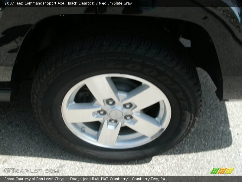 Black Clearcoat / Medium Slate Gray 2007 Jeep Commander Sport 4x4
