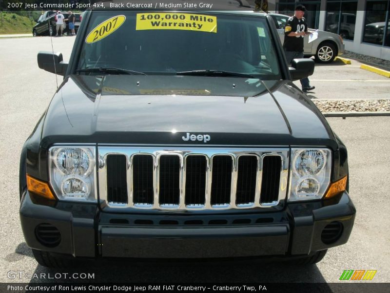 Black Clearcoat / Medium Slate Gray 2007 Jeep Commander Sport 4x4