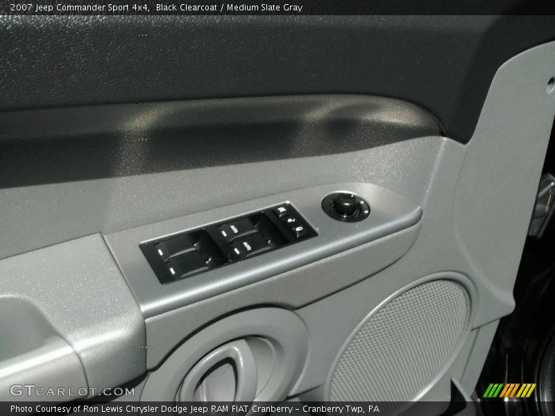 Black Clearcoat / Medium Slate Gray 2007 Jeep Commander Sport 4x4