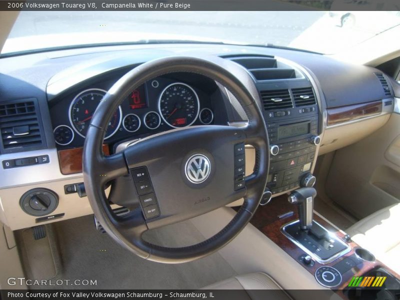 Campanella White / Pure Beige 2006 Volkswagen Touareg V8