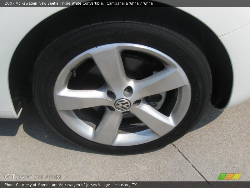 Campanella White / White 2007 Volkswagen New Beetle Triple White Convertible