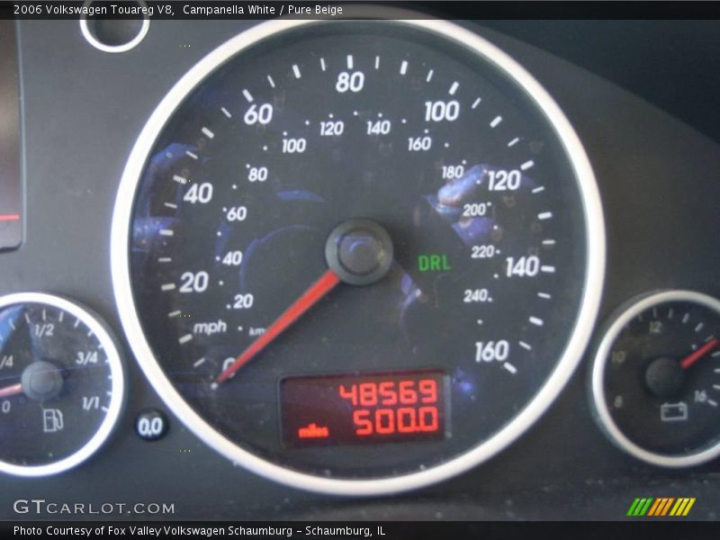 Campanella White / Pure Beige 2006 Volkswagen Touareg V8