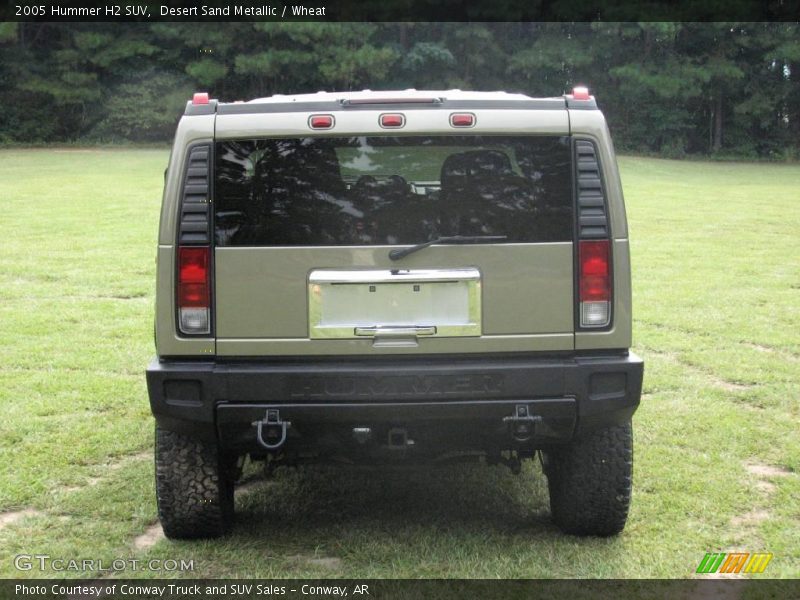 Desert Sand Metallic / Wheat 2005 Hummer H2 SUV