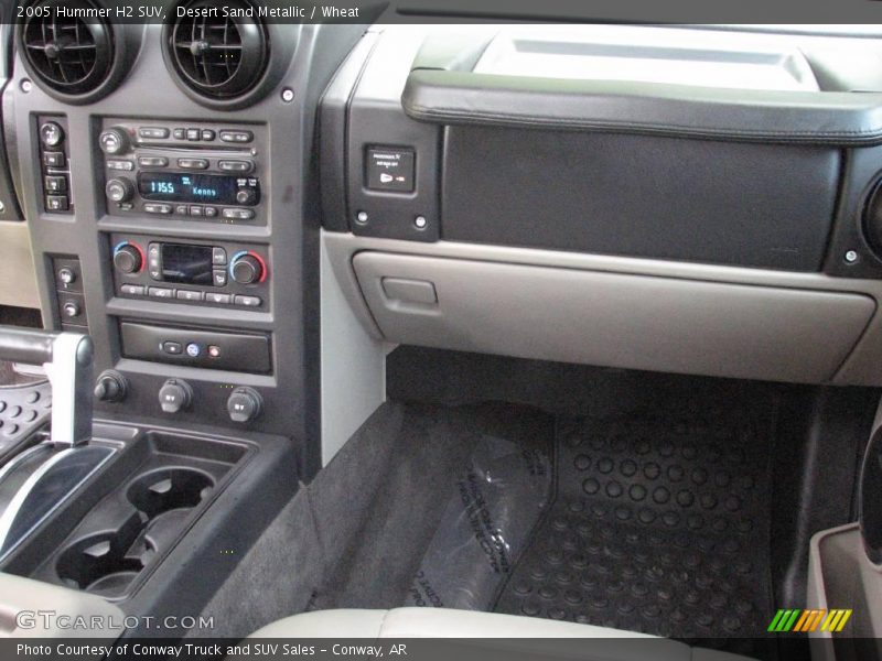 Desert Sand Metallic / Wheat 2005 Hummer H2 SUV