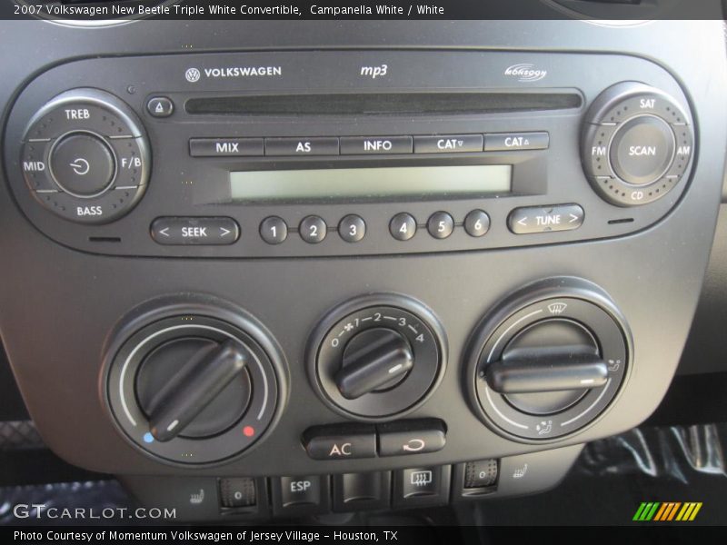 Campanella White / White 2007 Volkswagen New Beetle Triple White Convertible